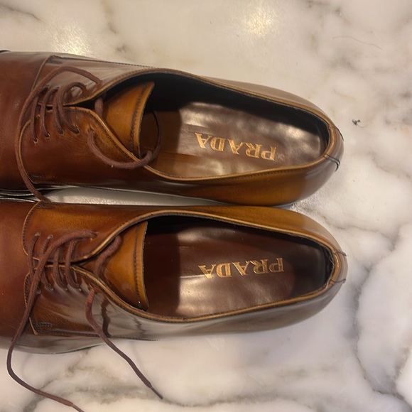 Brown Prada size 11 1/2 dress shoe, like new - Picture 4 of 4